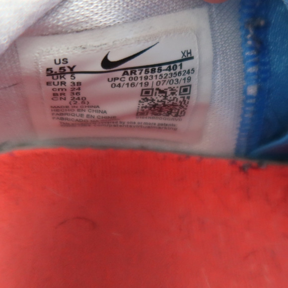 Nike Shoes Youth 5.5 Basketball Sneakers LeBron Soldier 13 GS Sport Athletic - Picture 12 of 12